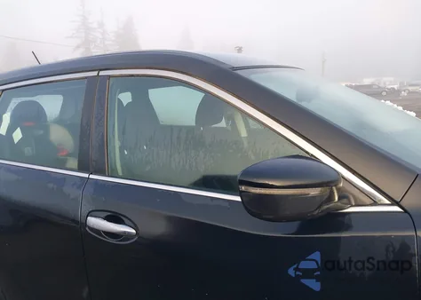 2015 Nissan Rogue S z USA, uszkodzony, nr VIN 5N1AT2MT3FC910899